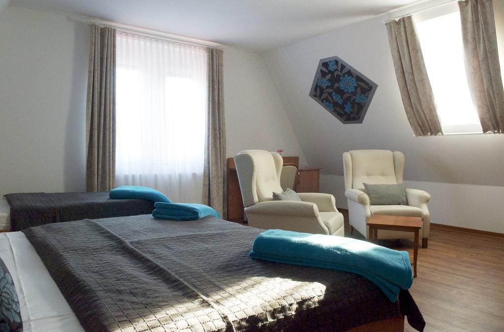 Hotel Vier Loewen Traben-Trarbach Cameră foto
